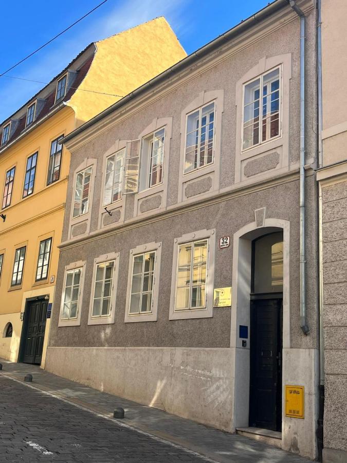 Art / Peaceful / Historical City Center Apartment Zagreb Exterior foto